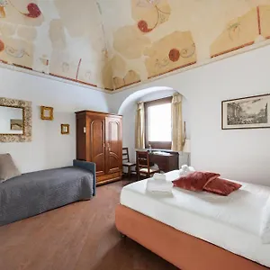 https://colosseo-62-apartment.it-romehotels.com