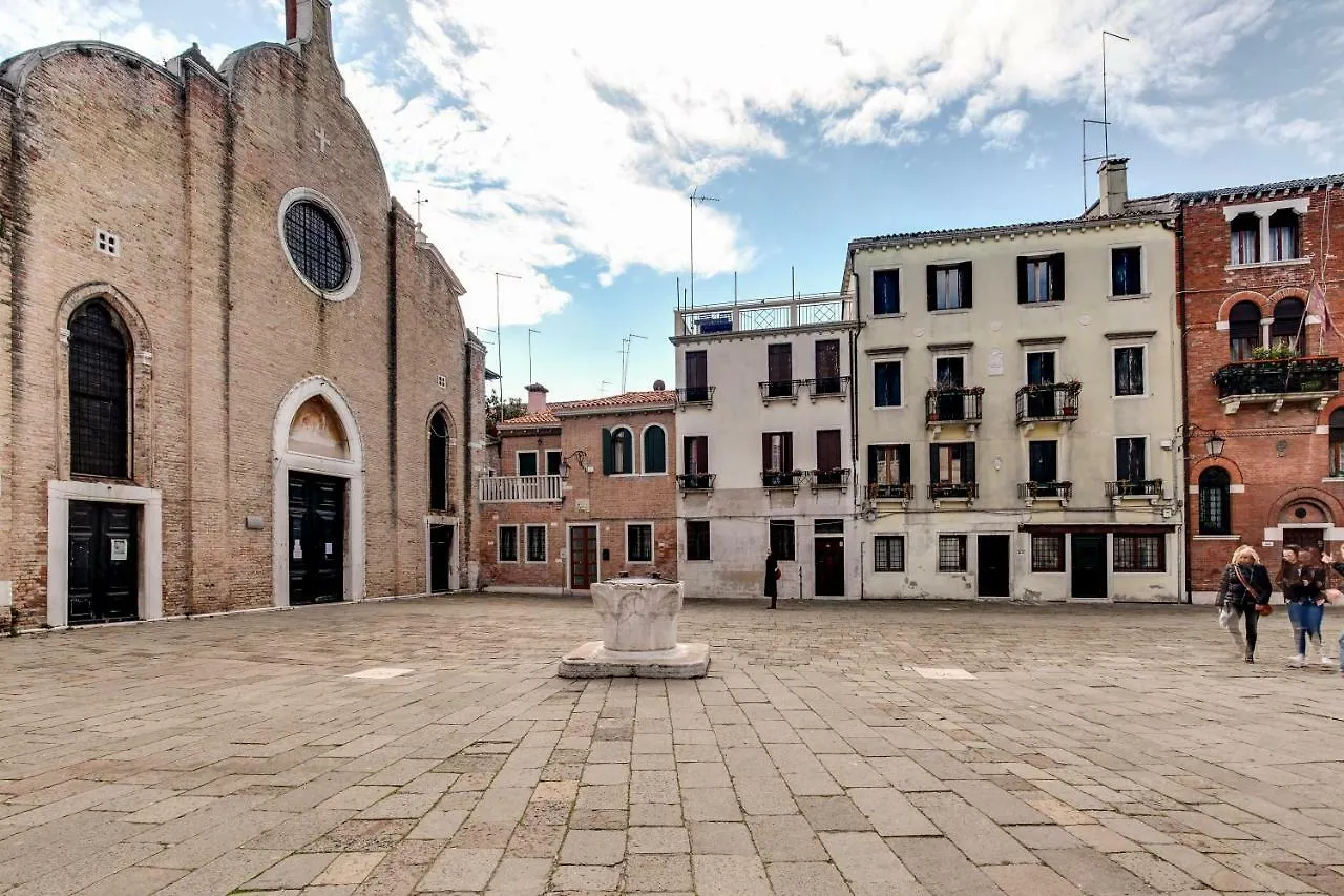Charming Castello Apartments By Wonderful Italy