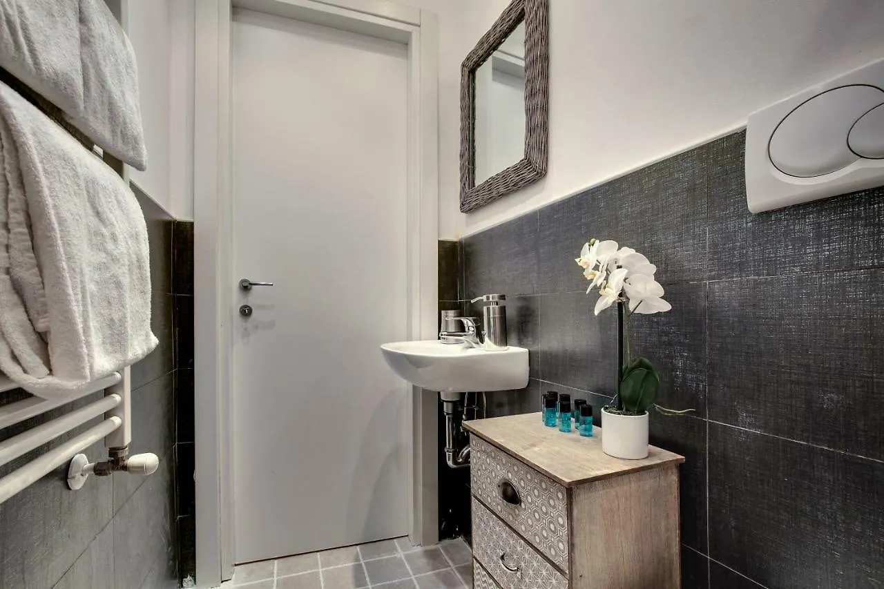 Charming Castello Apartments By Wonderful Italy 베니스